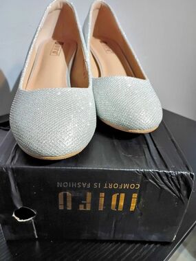 J. Renee Silver Heels Like New